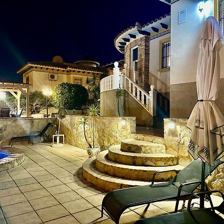 Casa Lilly-Rose, A Beautiful 3 Bedroom Detached Villa A Short Walk To The Villamartin Plaza & Golf Course Kültér fotó