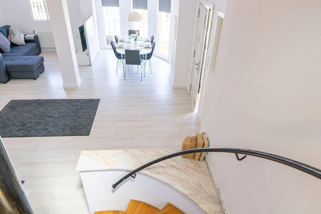 Casa Lilly-Rose, A Beautiful 3 Bedroom Detached Villa A Short Walk To The Villamartin Plaza & Golf Course Kültér fotó