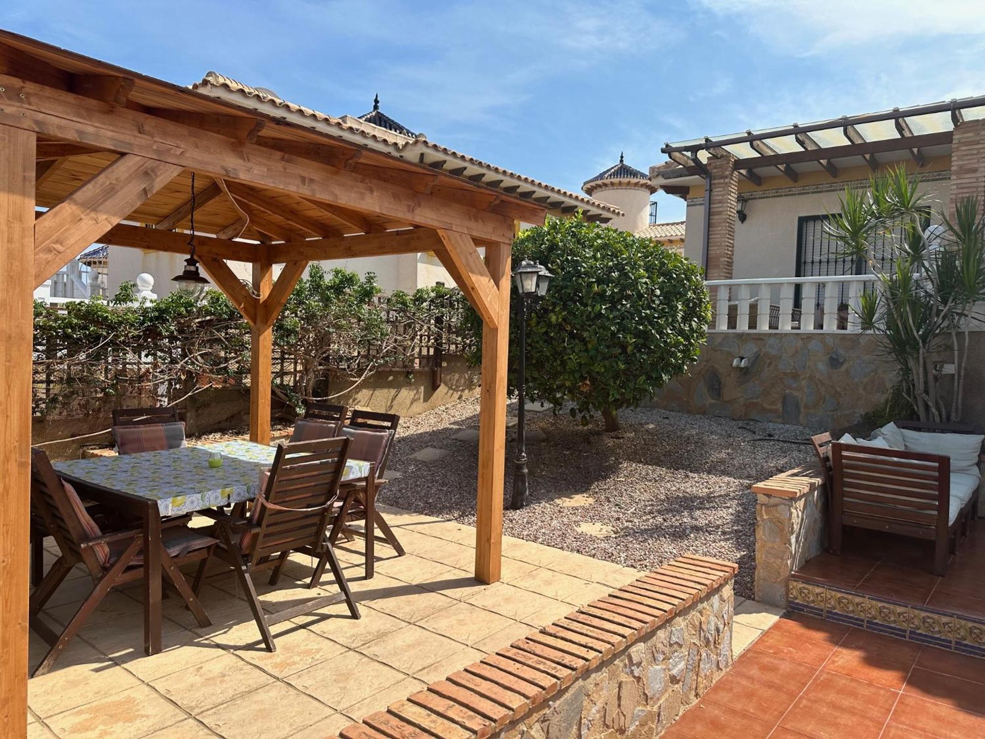 Casa Lilly-Rose, A Beautiful 3 Bedroom Detached Villa A Short Walk To The Villamartin Plaza & Golf Course Kültér fotó
